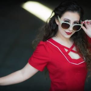 Meet your Posher, Sierra